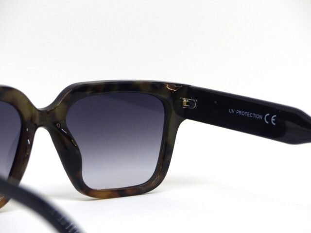 LIMITED BLACK AND BROWN - Rulls